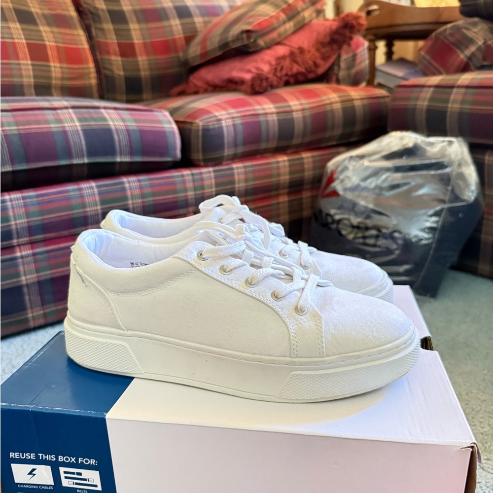 Arizona Jean Company White Platform Sneakers